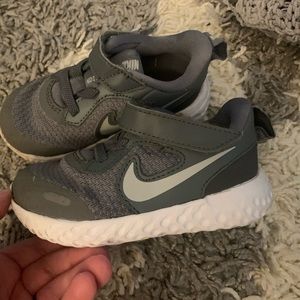 Toddler Nike 6c